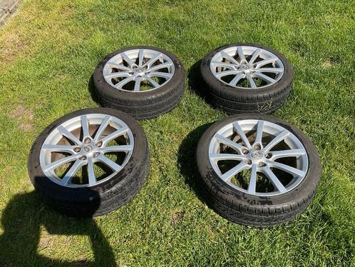 17 inch winterbanden, Auto diversen, Wieldoppen, Ophalen