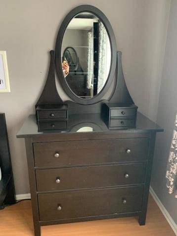 Belle et grande commode coiffeuse IKEA, 3 ou 4 tiroirs, Enlèvement, Utilisé