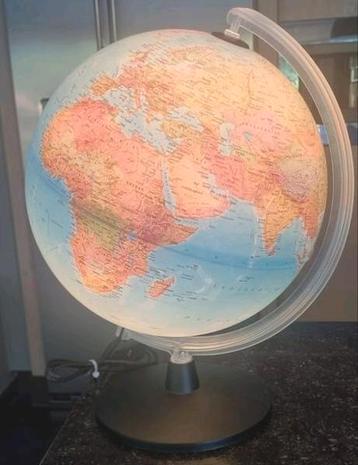 Globe avec lumières 