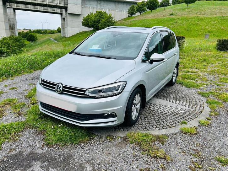 Touran, Auto's, Volkswagen, Particulier, Touran, Parkeercamera, Diesel, Euro 6, Handgeschakeld, Zilver of Grijs, Ophalen
