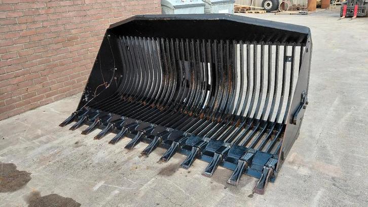 Verachtert system 2000 skeleton bucket with teeth / NEW, Articles professionnels, Machines & Construction | Pièces