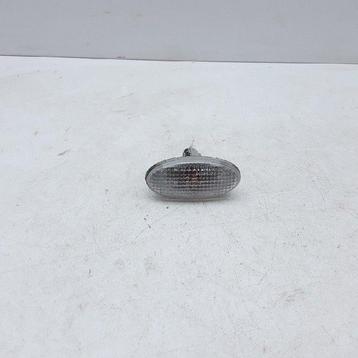 KNIPPERLICHT SCHERM LINKS VOOR Mazda 2 (DE) beschikbaar voor biedingen