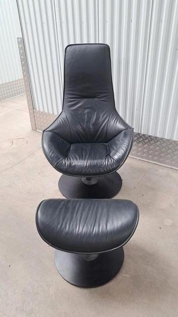 Design fauteuil leder beschikbaar voor biedingen