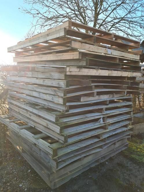 brandhout gratis massief afvalhout, Tuin en Terras, Brandhout, Blokken, Overige houtsoorten, Ophalen