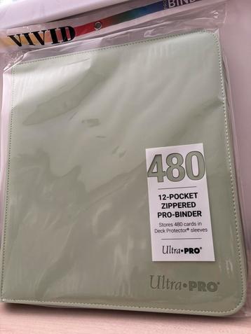 Ultra Pro Pro-Binder Vivid 12-Pocket Zippered - Cool Matcha beschikbaar voor biedingen