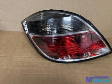 OPEL ASTRA H Links zwart sport achterlicht 2004-2009 beschikbaar voor biedingen