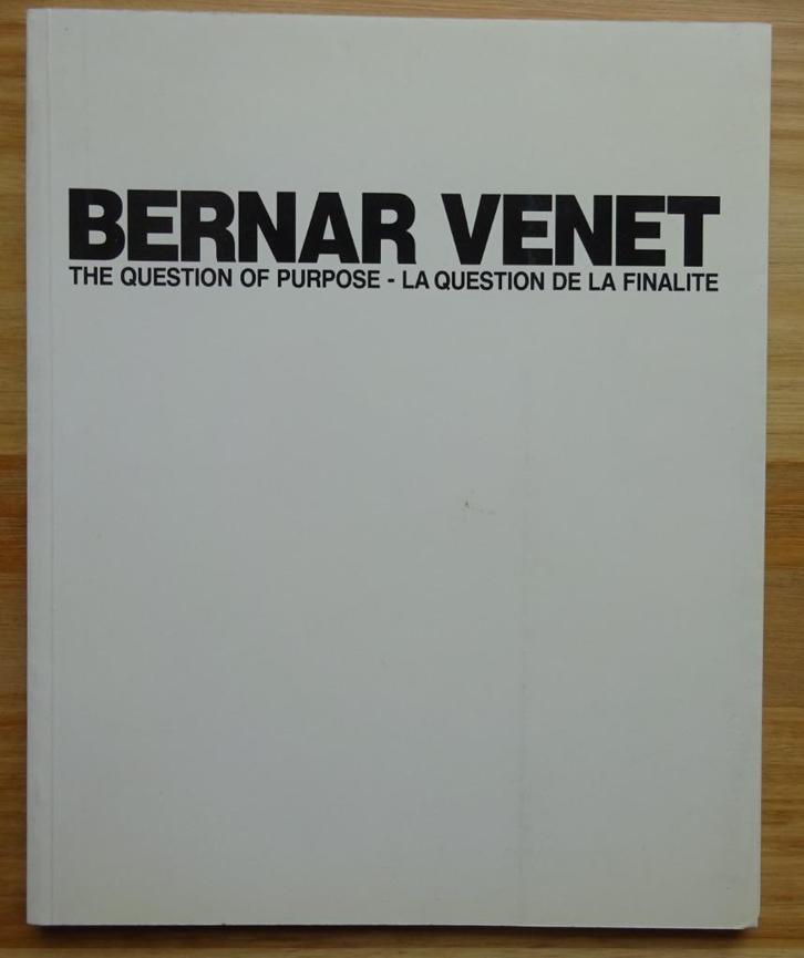 Bernar Venet, the question of purpose, 1989/ signed, Boeken, Kunst en Cultuur | Beeldend, Zo goed als nieuw, Beeldhouwkunst, Ophalen of Verzenden