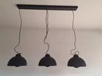 Zwarte plafond hanglamp met 3 lampen, Ophalen, Zo goed als nieuw, Strak, elegant en warm, 75 cm of meer