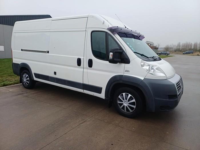 Fiat Ducato 2.3.maxi déjà homologué pour la vente+carpass, Autos, Camionnettes & Utilitaires, Particulier, Caméra de recul, Air conditionné