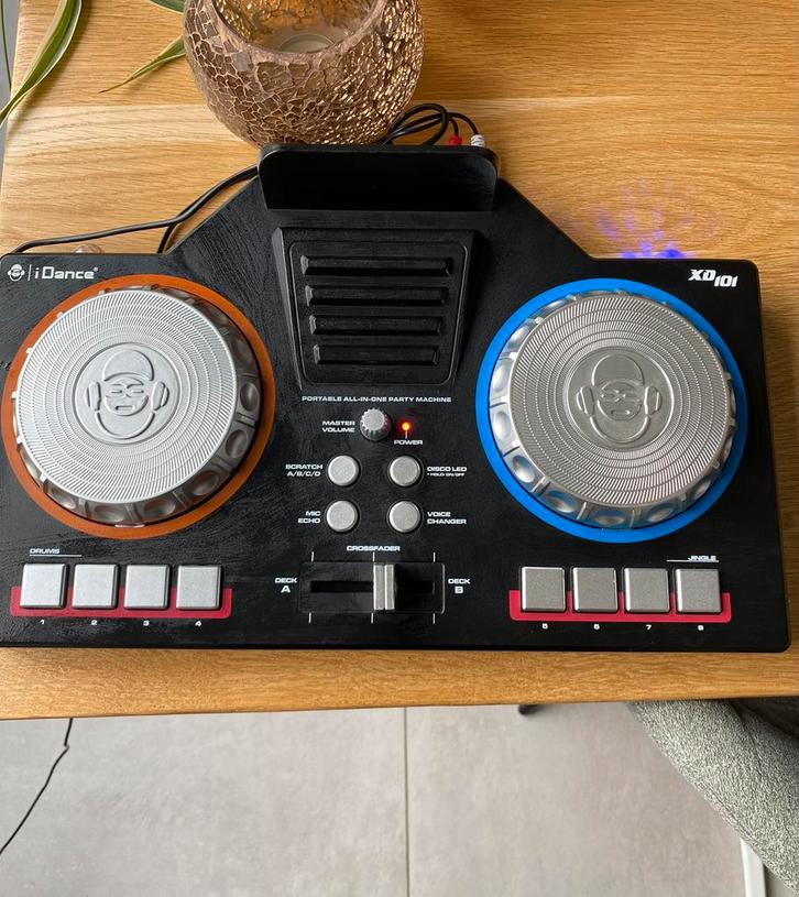 iDance XD101, Muziek en Instrumenten, Dj-sets en Draaitafels, Zo goed als nieuw, Ophalen