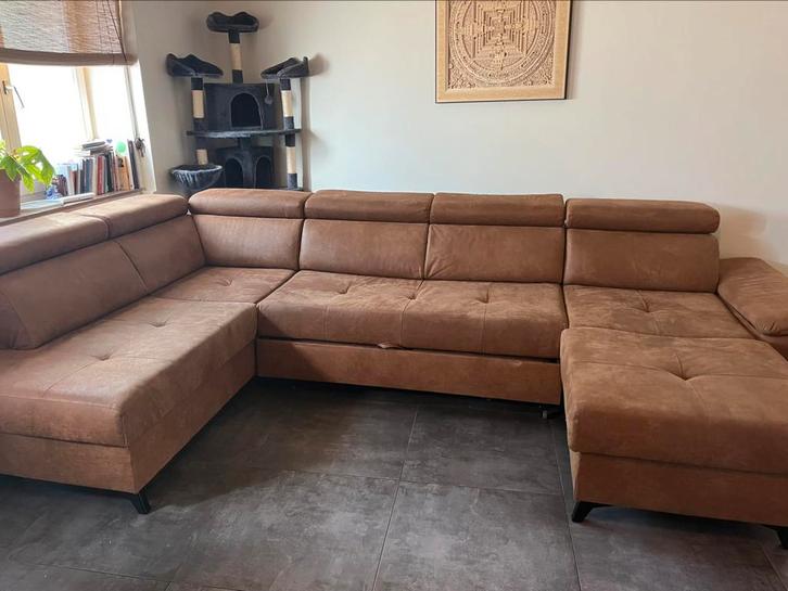 Beau canapé d’angle confortable avec espace couchage, Huis en Inrichting, Zetels | Complete zithoeken, Ophalen