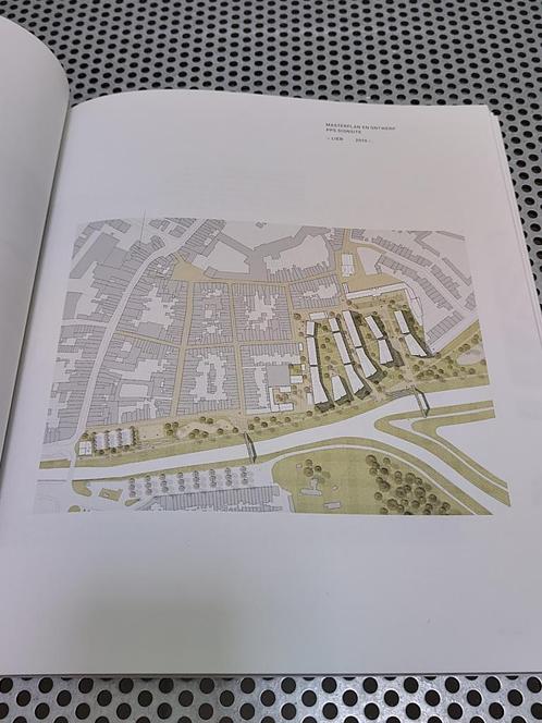 "Alles is anders", a2o-architecten., Boeken, Kunst en Cultuur | Architectuur, Gelezen, Architecten, Ophalen of Verzenden