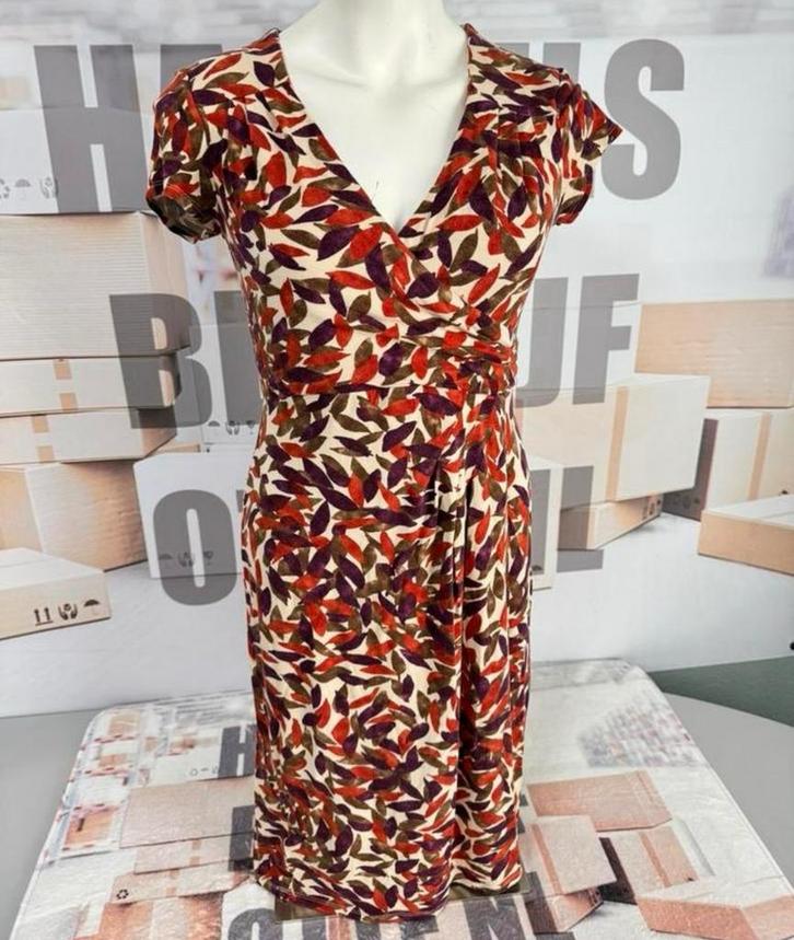 Laura Ashley X weekend Zomer lente lange jurk bladeren kleur, Kleding | Dames, Jurken, Zo goed als nieuw, Maat 38/40 (M), Onder de knie