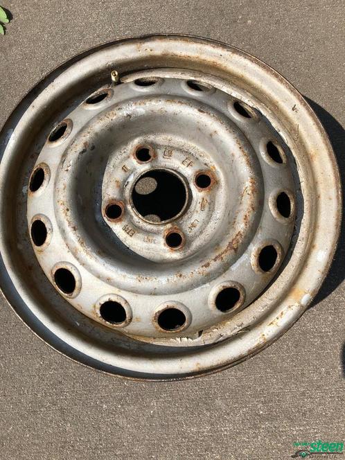 Opel Kadett D Velg staal 13 inch, Auto-onderdelen, Banden en Velgen, Band(en), 13 inch, Personenwagen, Gebruikt, Ophalen of Verzenden