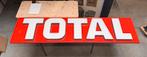 Total enseigne, Ophalen