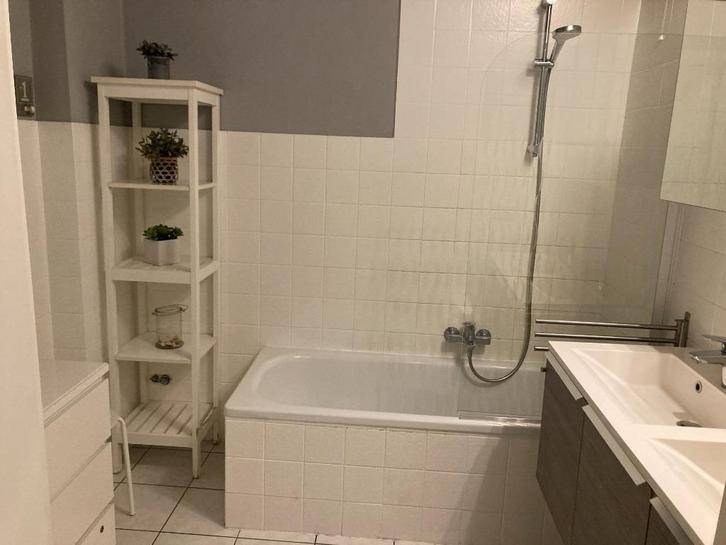 Appartement in Oostende op een steenworp van zee en centrum, Immo, Huizen en Appartementen te koop, Oostende, tot 200 m², Appartement