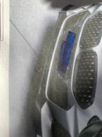 Spoiler, Enlèvement