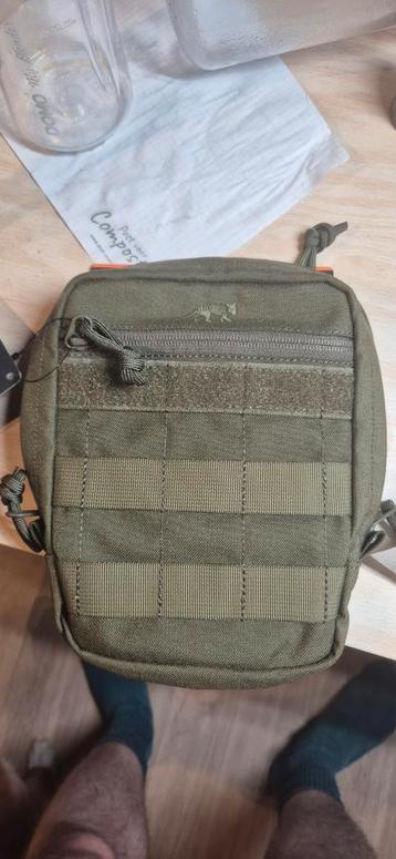 Tactical pouch green beschikbaar voor biedingen
