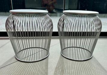 2 Vintage Design Kruk / Poef / Decoratie  beschikbaar voor biedingen
