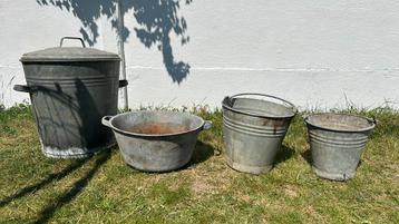 Zinken tuinaccessoires beschikbaar voor biedingen