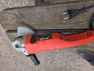 Haakse slijper black & decker beschikbaar voor biedingen