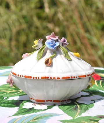 boite a pilule ou autre faience bassano, Enlèvement ou Envoi