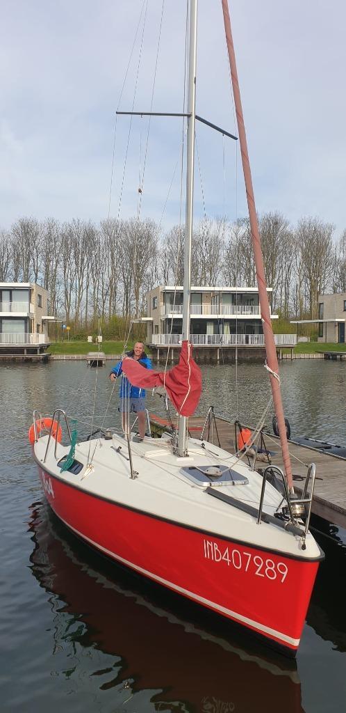 FOX22 - Dagzeiler, Watersport en Boten, Kajuitzeilboten en Zeiljachten, Zo goed als nieuw, Tourjacht of Cruiser, Polyester, 6 tot 9 meter