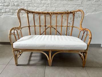 Ikea rotan bank (2 personen) Mastholmen beschikbaar voor biedingen