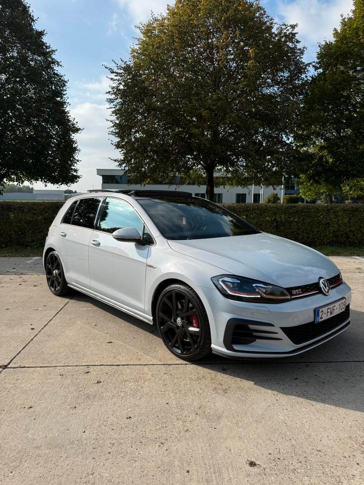 Volkswagen Golf 7.5 GTI Performance 245pk/Pano/Nieuwe banden, Auto's, Volkswagen, Particulier, Golf, Benzine, 5 deurs, Automaat