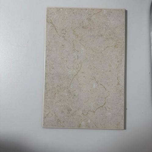 Keramische tegels Inalco beige marmer 20cm x 30cm (18 m2), Doe-het-zelf en Bouw, Tegels, Zo goed als nieuw, Wandtegels, Keramiek