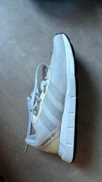Chaussure Adidas taille 38 39, Utilisé, Chaussures