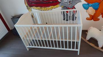 Lit bébé  beschikbaar voor biedingen