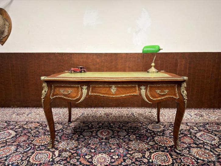 Klassiek Antiek Franse Louis XIV Schrijftafel Bureau, Antiek en Kunst, Antiek | Kantoor en Zakelijk, Ophalen of Verzenden