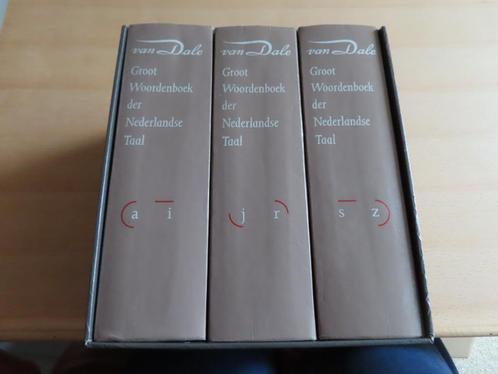 Van Daele Groot Woordenboek Der Nederlandse taal / Twaalfde, Livres, Dictionnaires, Utilisé, Néerlandais, Van Dale, Enlèvement ou Envoi