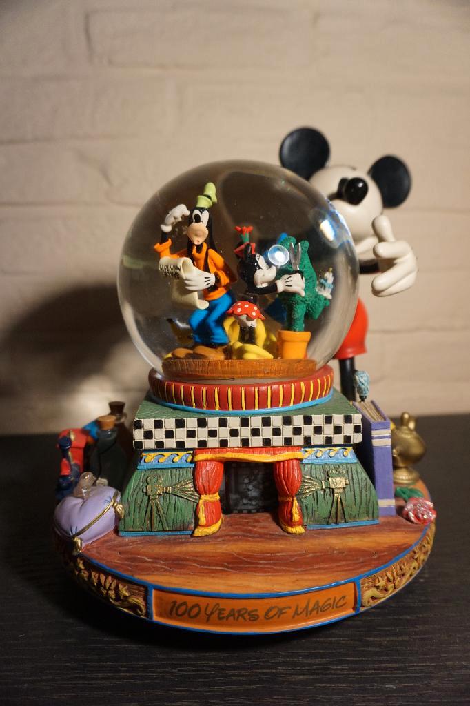 walt disney muziek sneeuwbal 100 years of magic - 22,5 cm, Verzamelen, Disney, Mickey Mouse, Ophalen of Verzenden