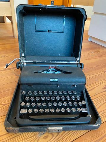 Royal typemachine gemaakt in 1930 beschikbaar voor biedingen