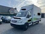 Iveco daily 3.0 D met laadklep, Auto's, Zwart, 4 cilinders, Iveco, Radio
