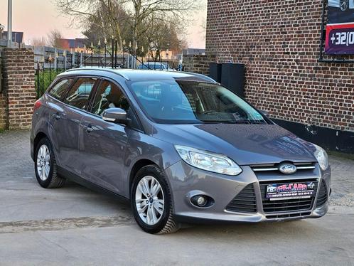 Ford Focus 2011 1.6 95pk/Navi/Euro 5/Trekhaak, Auto's, Ford, Bedrijf, Focus, ABS, Airbags, Airconditioning, Bluetooth, Bochtverlichting