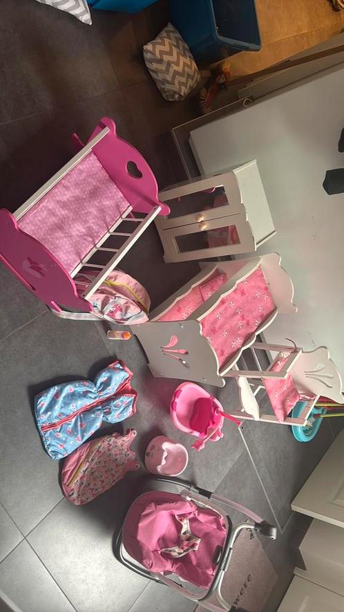 Volledige uitzet voor poppen, Kinderen en Baby's, Speelgoed | Poppen, Gebruikt, Babypop, Ophalen