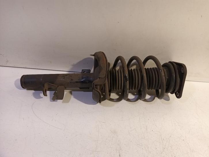 VEERPOOT RECHTS VOOR Ford Focus 3 (01-2010/01-2020), Auto-onderdelen, Ophanging en Onderstel, Ford, Gebruikt