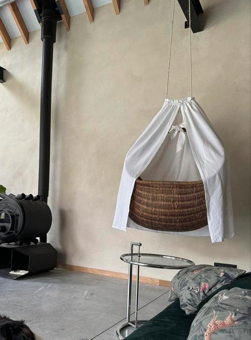 Rotan hangwieg, Kinderen en Baby's, Babywiegjes en Ledikanten, Wieg, Ophalen