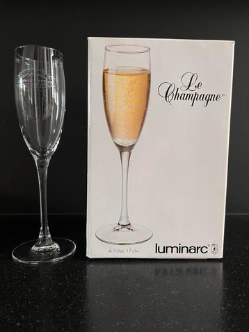 36 coupes à champagne Laurent Perrier, Enlèvement ou Envoi, Neuf, Autres types
