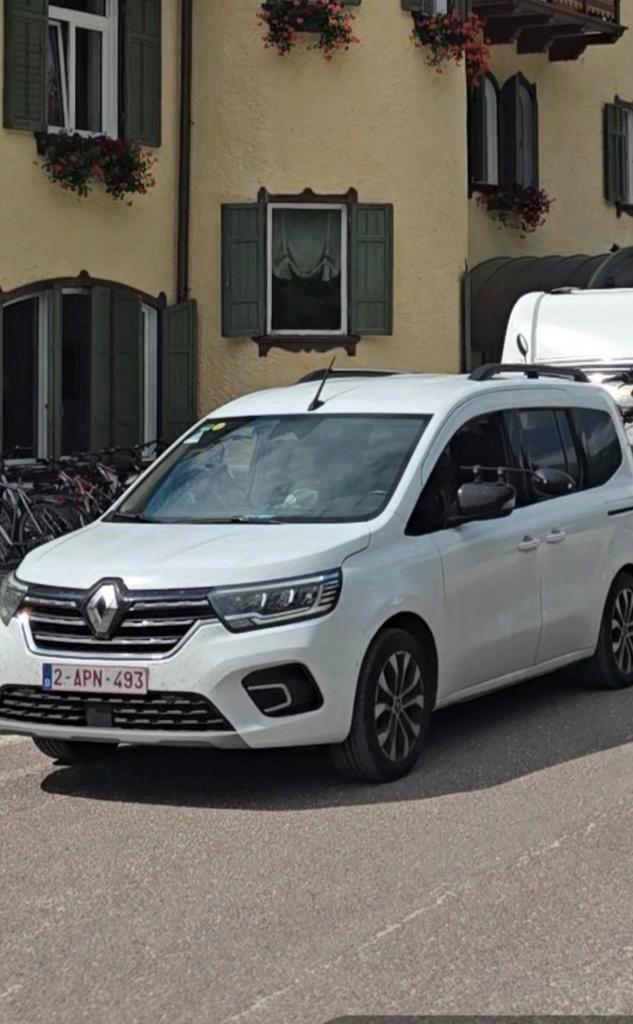 Renault kangoo 1.5 115 dti Diesel automatic  5/2023, Auto's, Renault, Particulier, Diesel, Euro 6, Ophalen