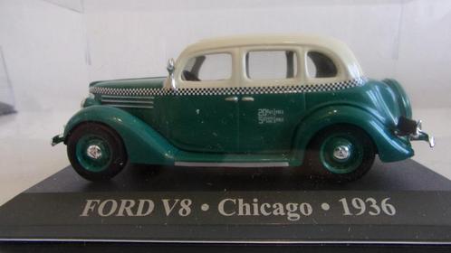 FORD V8 1936 en TAXI de CHICAGO.1/43 COMME NEUF en VITRINE, Hobby & Loisirs créatifs, Voitures miniatures | 1:43, Comme neuf, Voiture