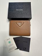 Nieuwe portefeuille Prada, Handtassen en Accessoires, Portemonnees, Overige merken, Overige kleuren, Nieuw, Ophalen of Verzenden