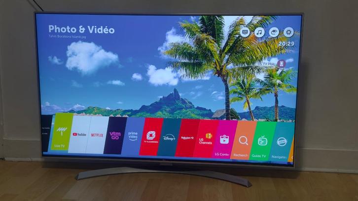 À Vendre Smart Télé LG Oled 4K 55Pouce, Audio, Tv en Foto, Televisies, Zo goed als nieuw, OLED, 40 tot 60 cm, 8k (UHD), LG, 120 Hz