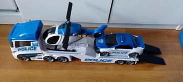Véhicules de police:  voiture, hélicoptère, camion transport