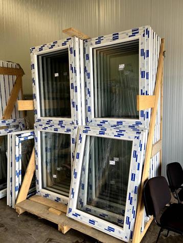 Déstockage - Châssis de fenêtres PVC en stock à bas prix beschikbaar voor biedingen