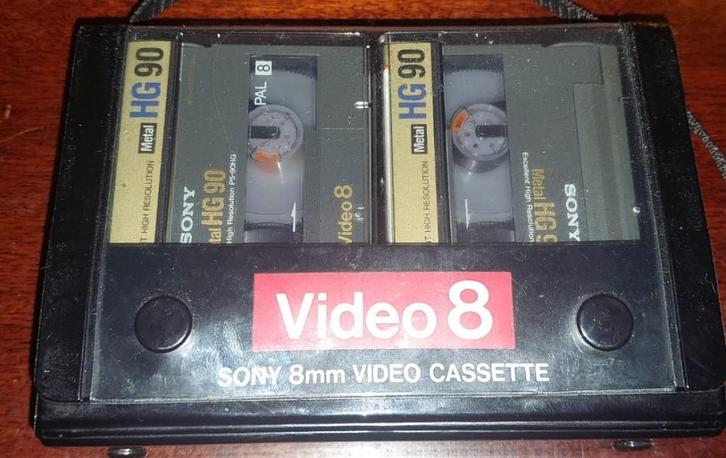 Cassettes Sony Video8 Hi8 Metal HG90 + dossier de rangement, TV, Hi-fi & Vidéo, Appareils photo analogiques, Neuf, Autres Marques