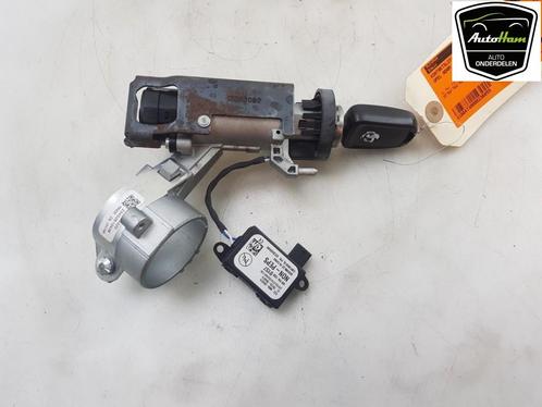 CONTACTSLOT + SLEUTEL Opel Adam (01-2012/12-2019), Auto-onderdelen, Overige Auto-onderdelen, Opel, Gebruikt